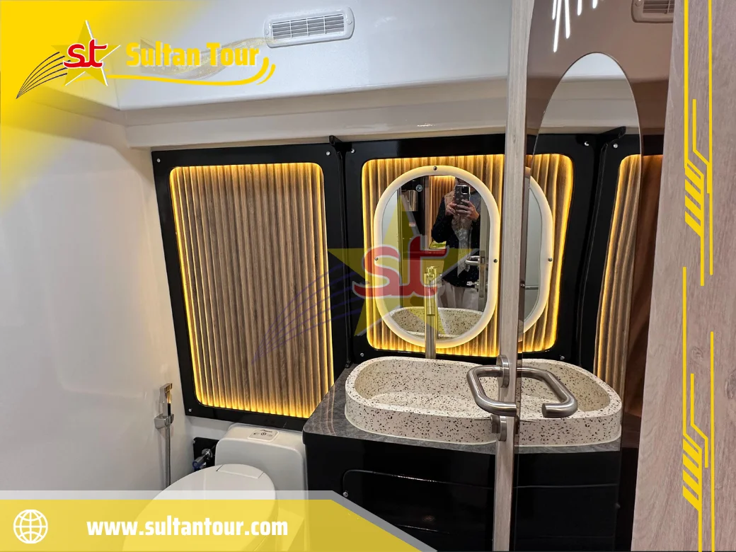 BigBus-15S-Luxury-06.webp6