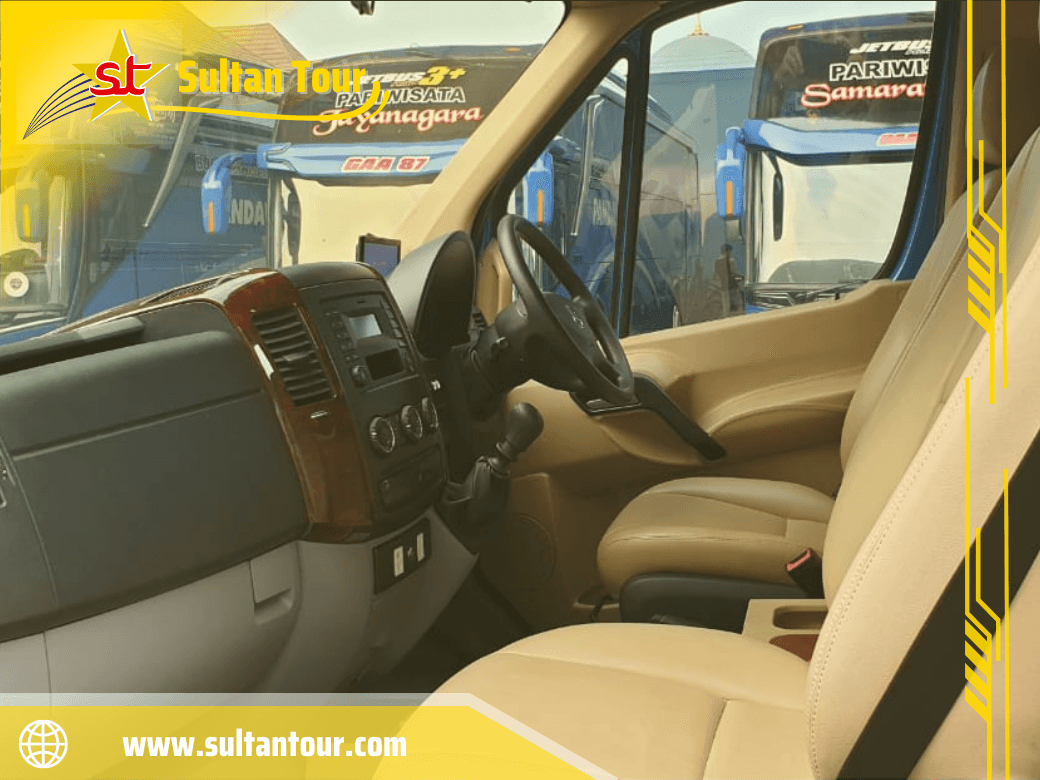 P87-Thumb-Hiace-Lux-11.webp9