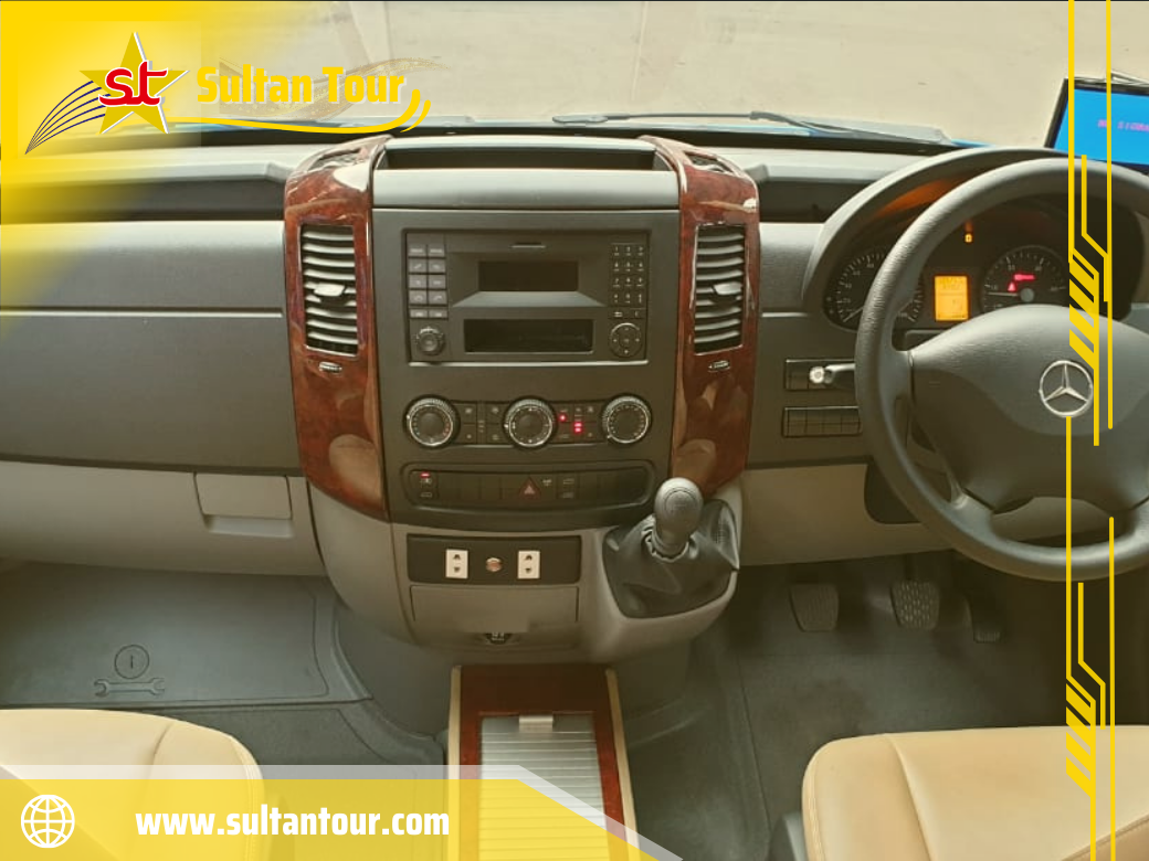 P87-Thumb-Hiace-Lux-8.webp6
